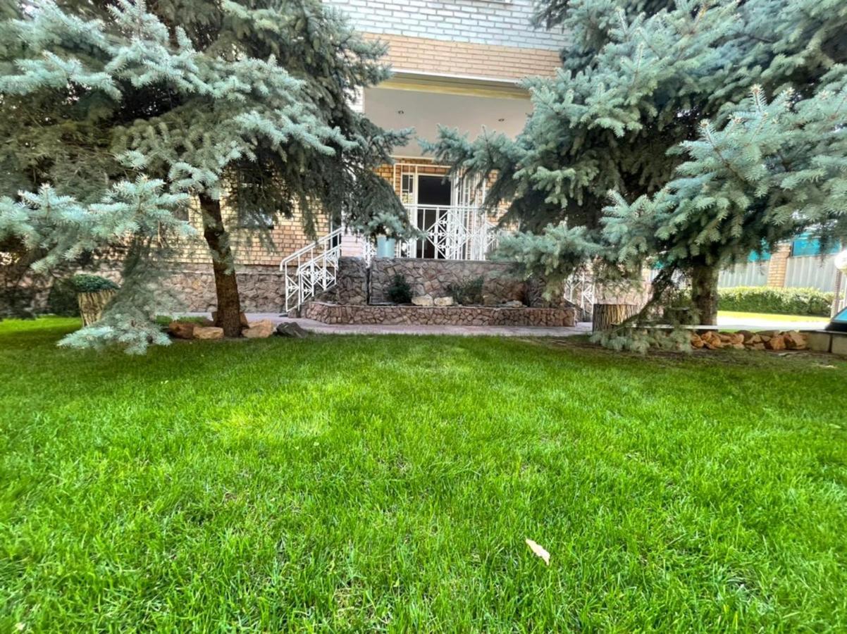 Гостевой Дом Шумкар Азия Guest House Shumkar Asia ビシュケク エクステリア 写真