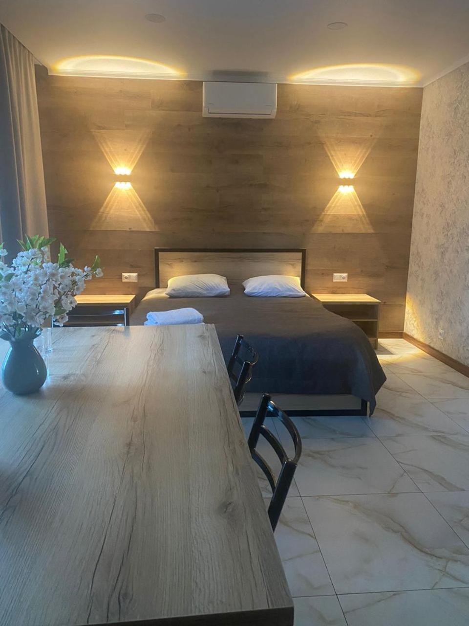 Гостевой Дом Шумкар Азия Guest House Shumkar Asia ビシュケク エクステリア 写真